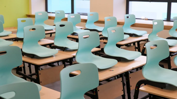 Обществознание исключат из школьной программы 8-х классов в России