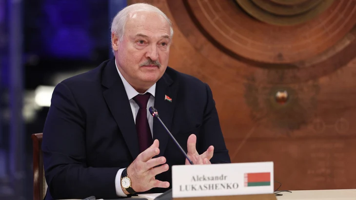 Лукашенко попросил не задавать ему &laquo;гадких вопросов&raquo; о Путине и Трампе