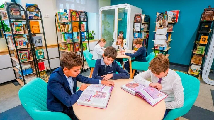 Сергей Собянин: уже 55 зданий обновлено в рамках программы "Моя школа"