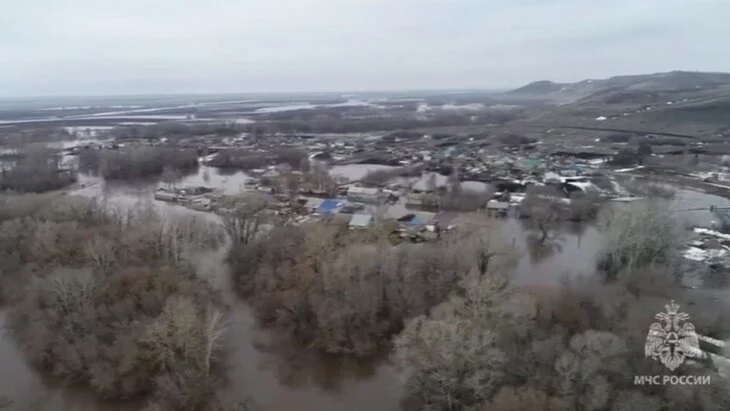 Власти Оренбуржья заявили об угрозе прорыва насыпной дамбы в поселке Газодобытчиков-2 Власти Оренбуржья заявили об угрозе прорыва насыпной дамбы в поселке Газодобытчиков-2