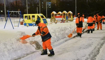 Работы по уборке снега в Москве будут вестись круглосуточно