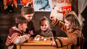 Уже более 20 тысяч детей приняли участие в программах кинопарка "Москино"