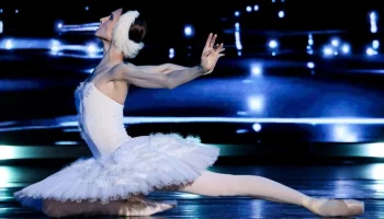 Театр во Флоренции отменил выступление балерины Захаровой