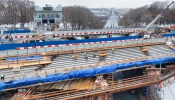 Собянин: Реконструкция Воробьевского путепровода должна завершиться осенью