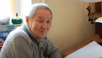 Умер художник-постановщик мультфильма "Остров сокровищ" Радна Сахалтуев