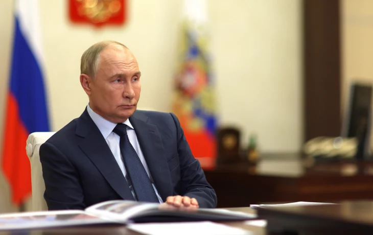 Путин поздравил жителей страны с Днем воссоединения новых регионов с РФ Путин поздравил жителей страны с Днем воссоединения новых регионов с РФ