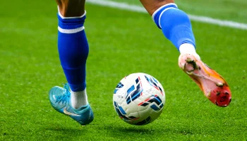 Матч футбольных команд &laquo;Реал&raquo; и &laquo;Барселона&raquo; завершился массовой дракой