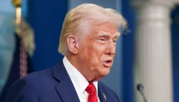 Трамп заявил, что пилоты разбившегося в США вертолета должны были видеть самолет