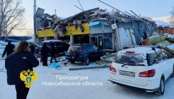 Кровля обрушилась в административном здании Новосибирска