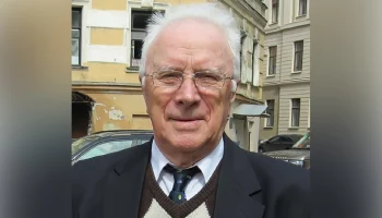 Умер один из старейших поэтов Петербурга Лев Гаврилов