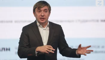 &laquo;Нам важно увидеть каждого&raquo;: глава Росмолодежи Григорий Гуров рассказал на марафоне &laquo;Знание.Первые&raquo; 