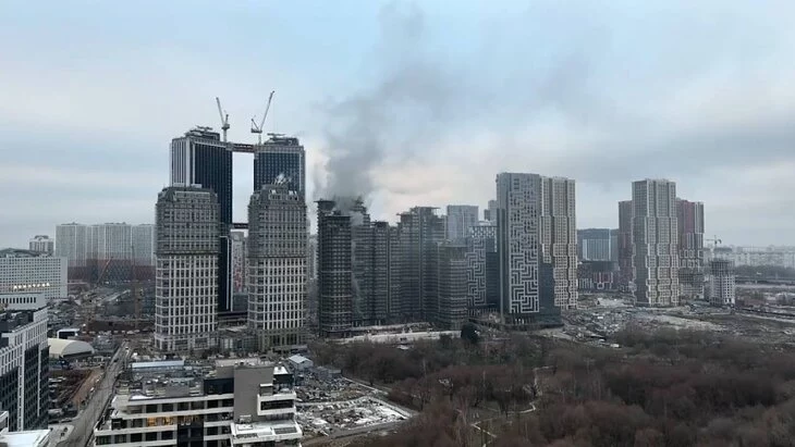 Четыре человека пострадали при пожаре на улице Василия Ланового в Москве Четыре человека пострадали при пожаре на улице Василия Ланового в Москве
