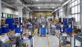 Московская компания нарастила выпуск касс самообслуживания в 11 раз за первый квартал 2024 года