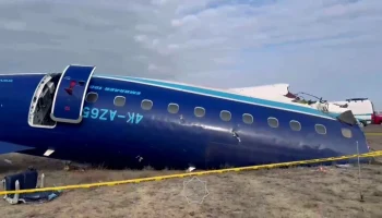 Захарова: первопричиной крушения самолета AZAL были украинские БПЛА