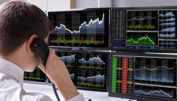 СПБ Биржа возобновит торги ценными бумагами в 12:10 по Москве