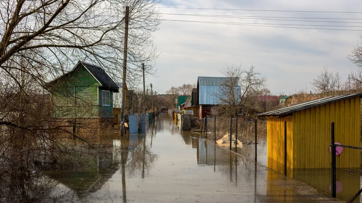 В Нижегородской области целый поселок затопило паводком В Нижегородской области целый поселок затопило паводком