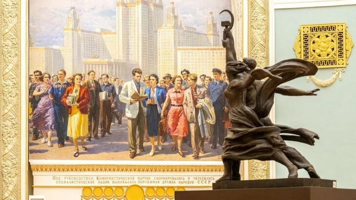 На ВДНХ открылась экспозиция Третьяковской галереи На ВДНХ открылась экспозиция Третьяковской галереи