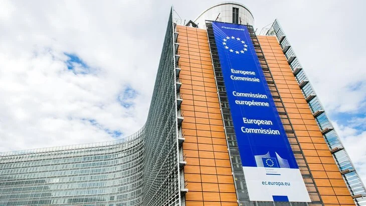 Представитель ЕК Итконен: газ из РФ продолжает поступать на рынок ЕС Представитель ЕК Итконен: газ из РФ продолжает поступать на рынок ЕС