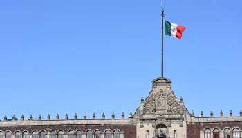 Посол России встретился с 17-летней девушкой, которую похитили в Мексике