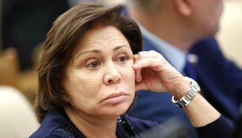 &laquo;Баба с возу&raquo;: Роднина пословицей отреагировала на смену гражданства Касаткиной