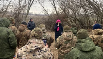 Спеть &laquo;Катюшу&raquo; и &laquo;Группу крови&raquo;: как артисты Москвы поддерживают участников СВО