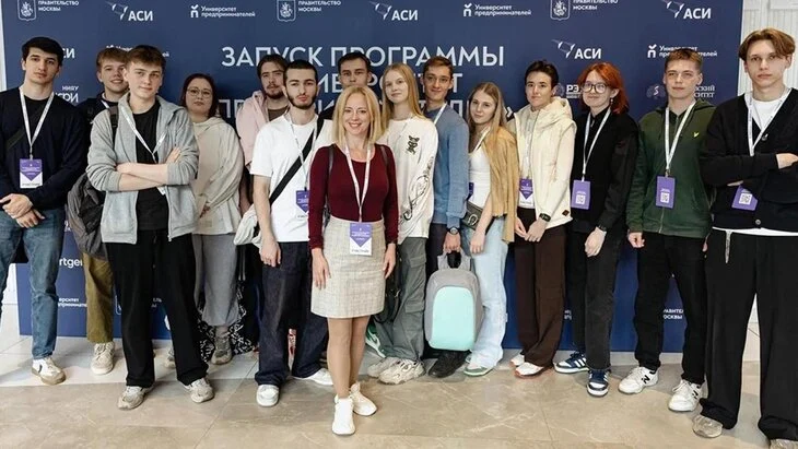 Сергей Собянин объявил о начале работы "Университета предпринимателей" Сергей Собянин объявил о начале работы "Университета предпринимателей"