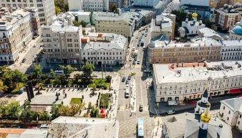 Город выставил на торги 2 помещения в исторических зданиях у станции "Чистые пруды"