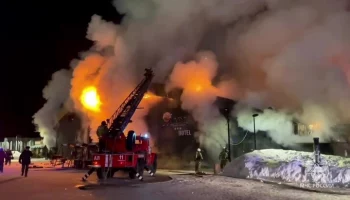 Гостиница загорелась в Тольятти на площади 800 "квадратов"