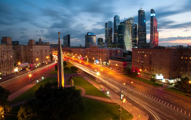 Кутузовский проспект 1