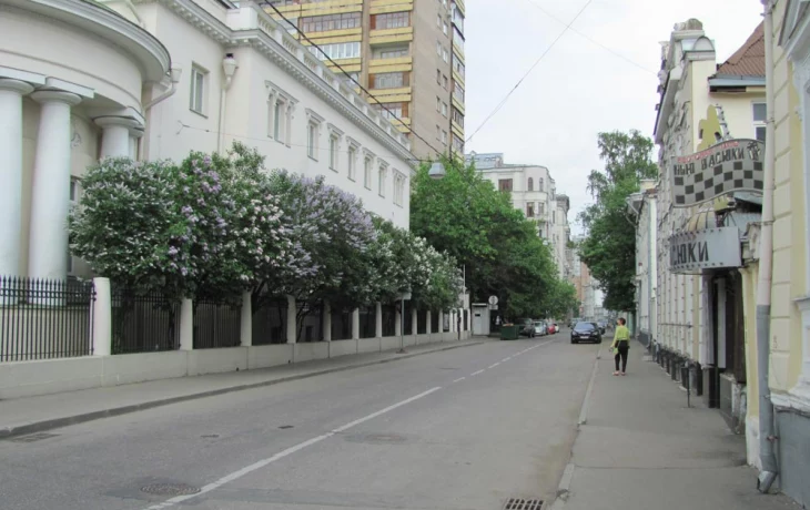 Староконюшенный переулок 7