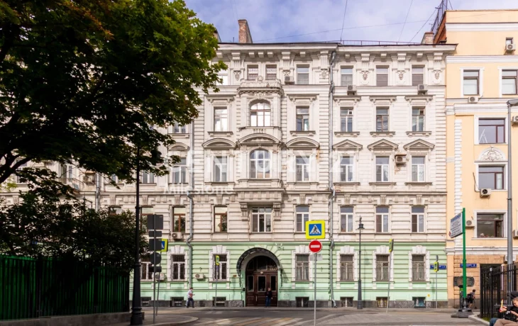 Армянский переулок 4