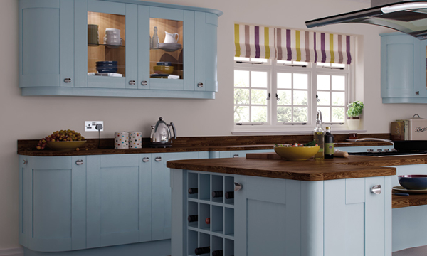 Мебель для кухни в голубых тонах&ndash; 1