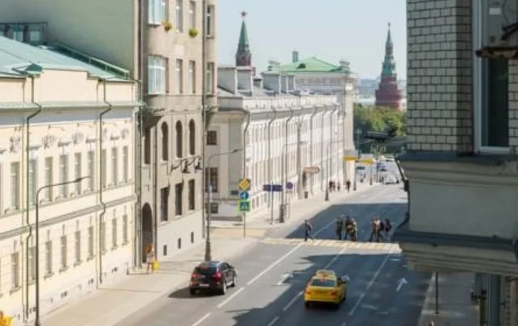 Знаменка улица 2