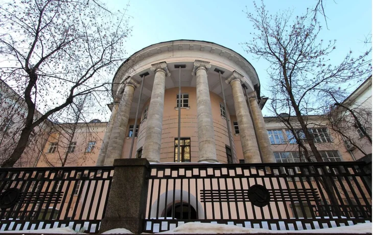 Слободской дворец (главный корпус МГТУ им. Баумана) 1