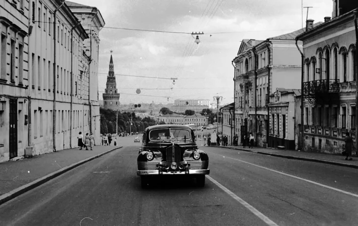 Знаменка улица