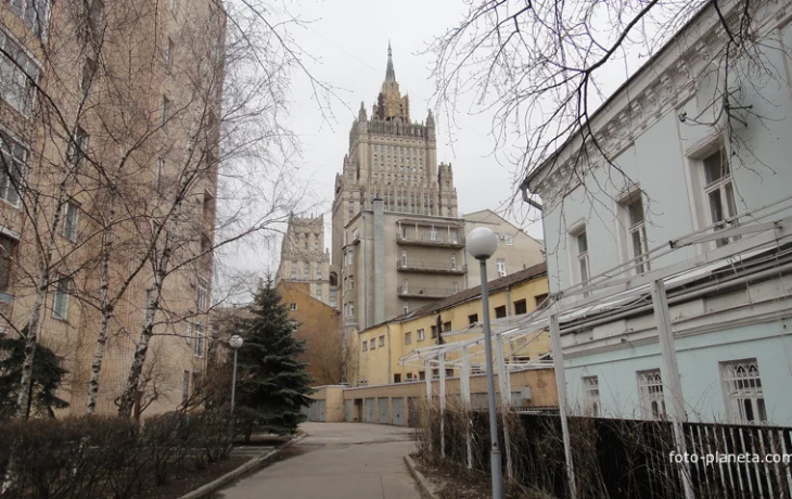 Плотников переулок 4