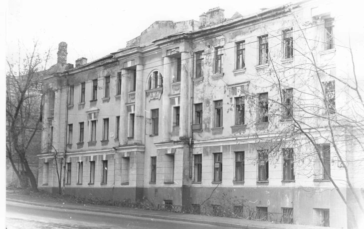 Госпитальная улица 2