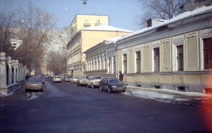 Калошин переулок 1