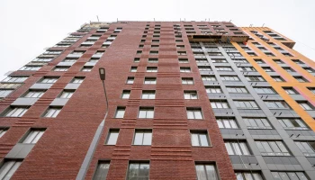 В рамках реновации будет демонтировано 200 расселенных домов в этом году