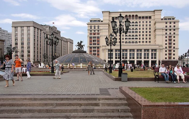 Манежная площадь 3