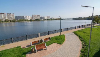 Коломенская набережная