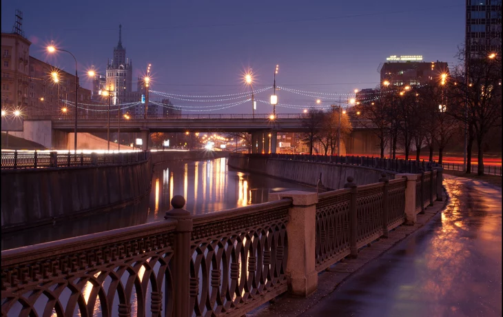 Полуярославская набережная