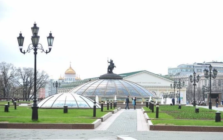 Манежная площадь 1