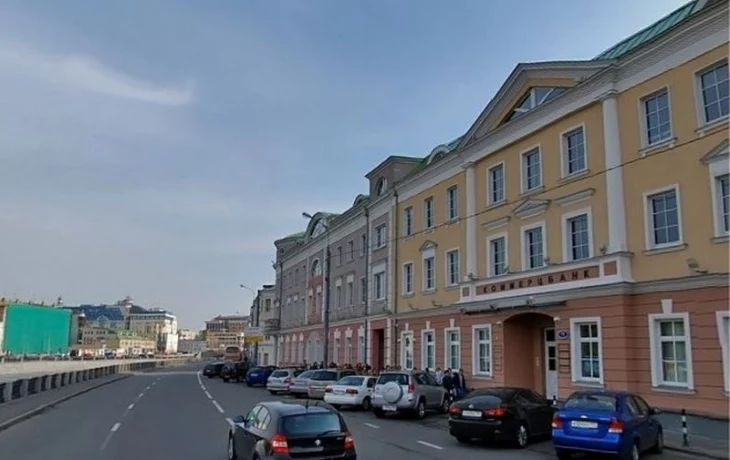 Кадашевская набережная 4