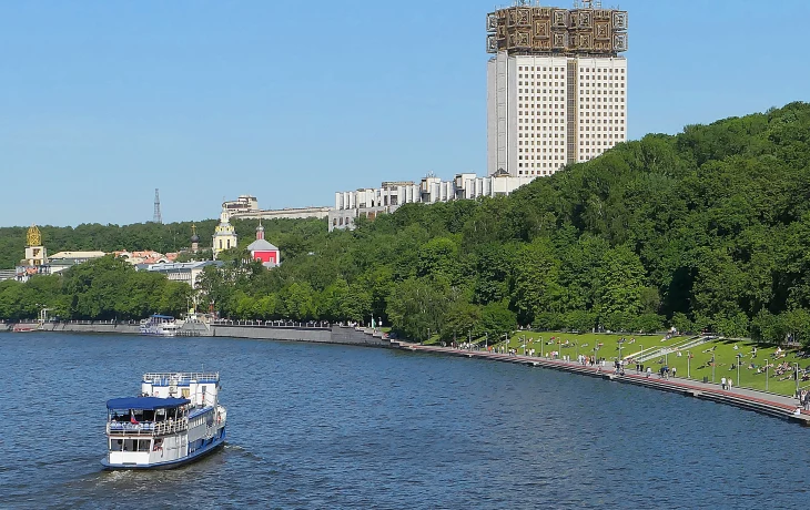 Андреевская набережная