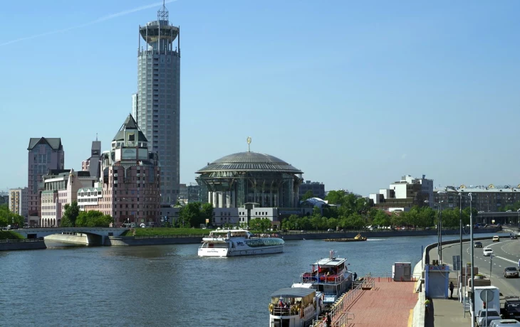 Космодамианская набережная