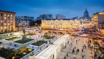 Триумфальная площадь