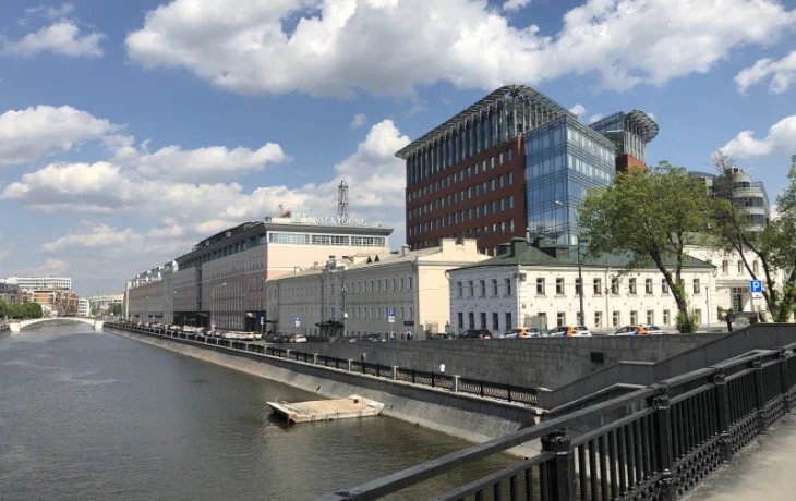 Садовническая набережная 1