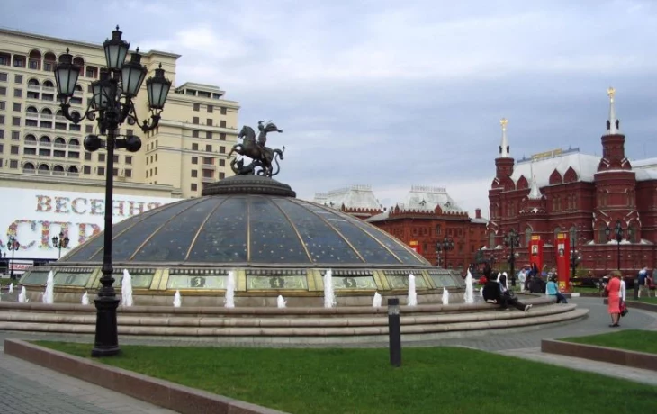 Манежная площадь 0