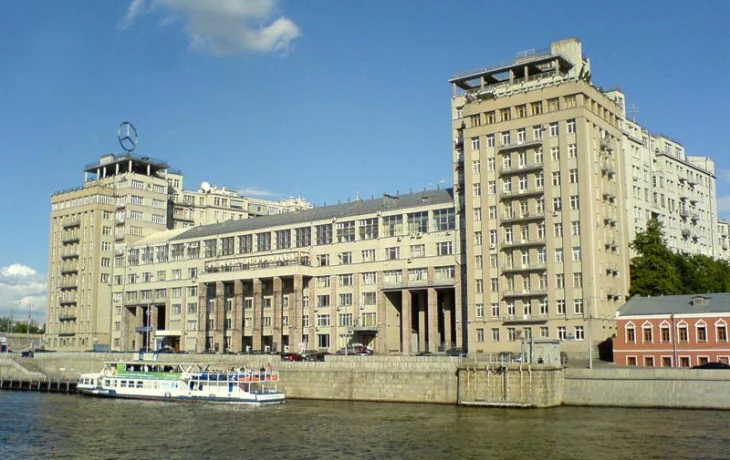 Серафимовича улица 2